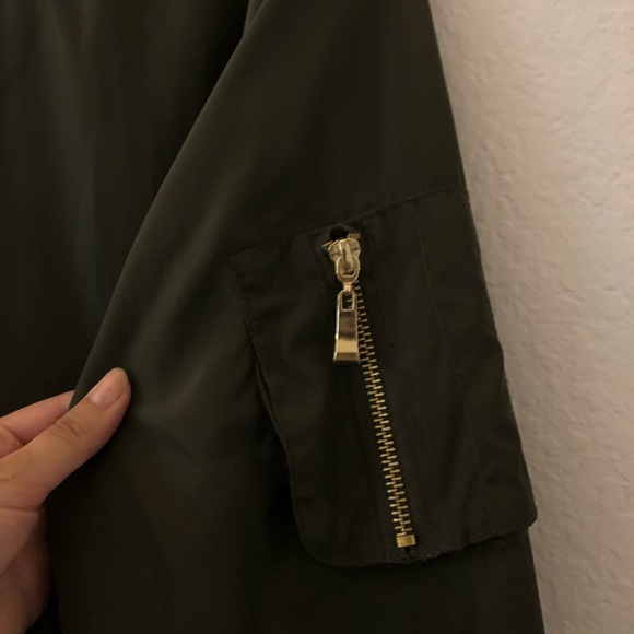 SOLD ❤️🎉 Bomber Jacket (M) - Picture 3 of 4